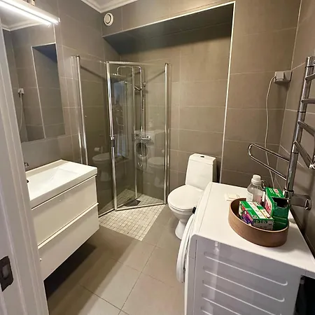 Koselig Bygårdsleilighet I Sentrum *