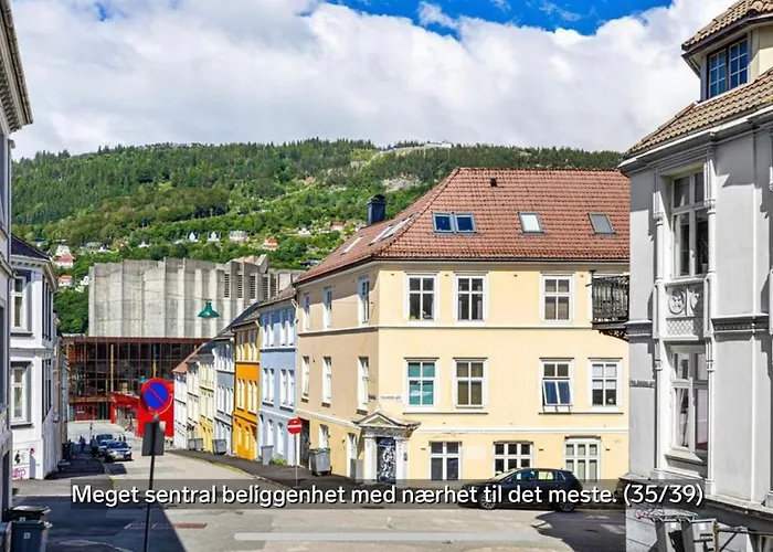아파트 Koselig Bygardsleilighet I Sentrum
